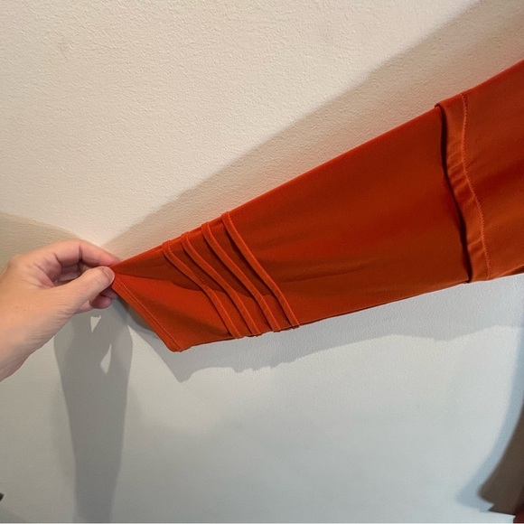 JOSEPH RIBKOFF Sz 16 Tulip Hem Long Line Horizontal Pleats on Doleman Sleeve - Picture 5 of 7